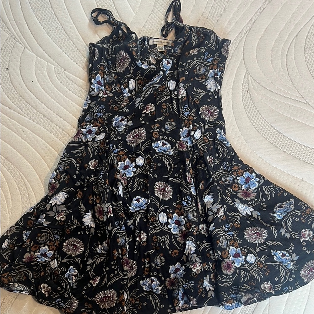 American Eagle Outfitters Black Floral Women‘s Dress